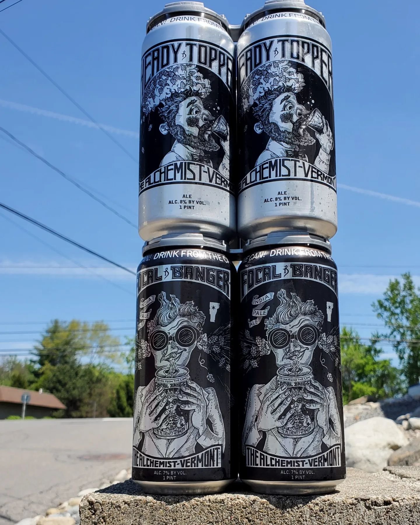 Alchemist time! Little drop of Heady and Focal, first come first served. 🍻

#thealchemist #headytopper #focalbanger