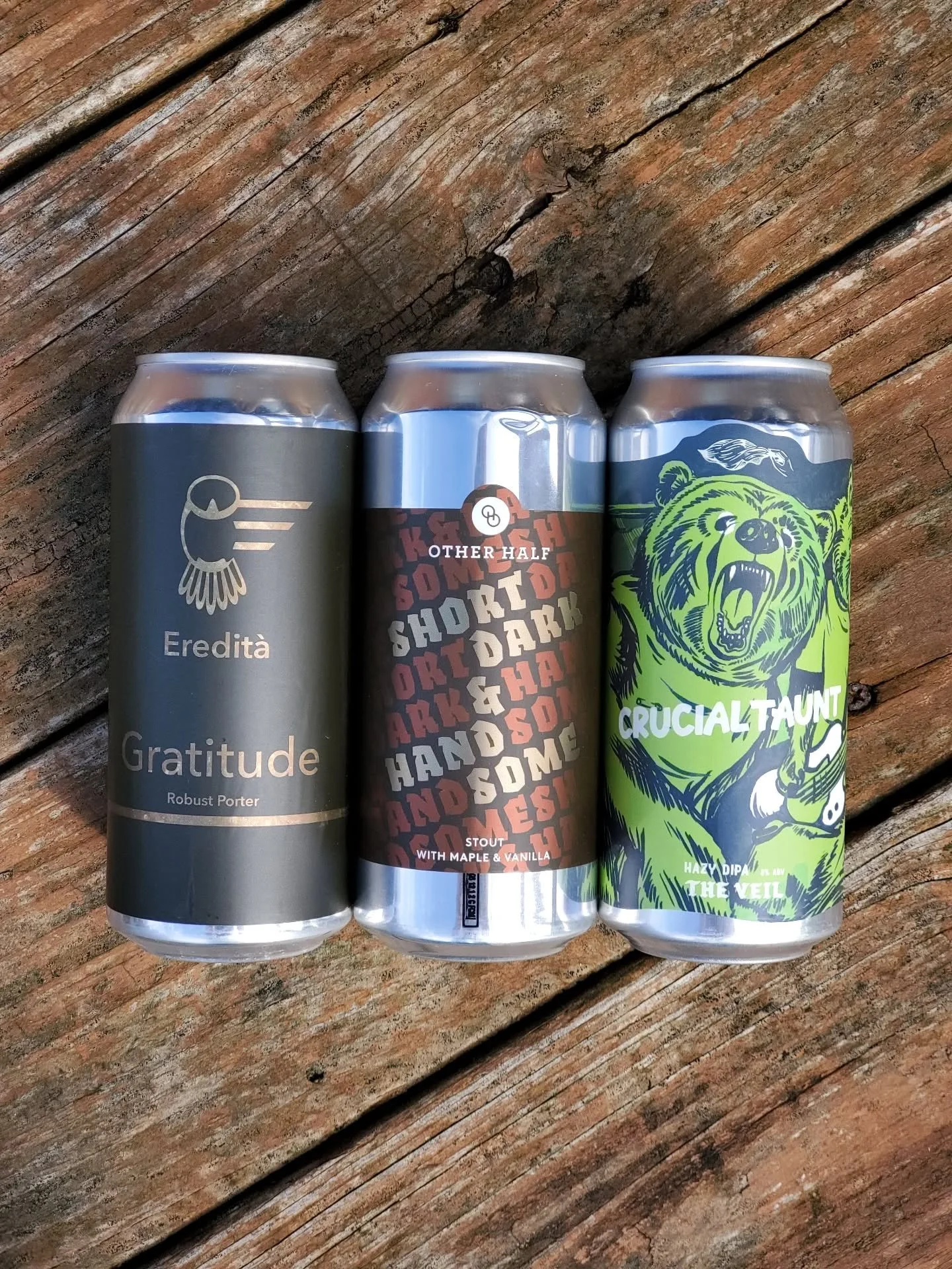 Three different styles for you today - a porter, a stout,  and a DIPA🍺🍺🍺
&bull;Eredit&agrave; Gratitude - robust porter 7.4% abv
&bull;Other Half Short Dark &amp; Handsome - maple and vanilla stout 6.5% abv
&bull;The Veil Crucial Taunt - citra for