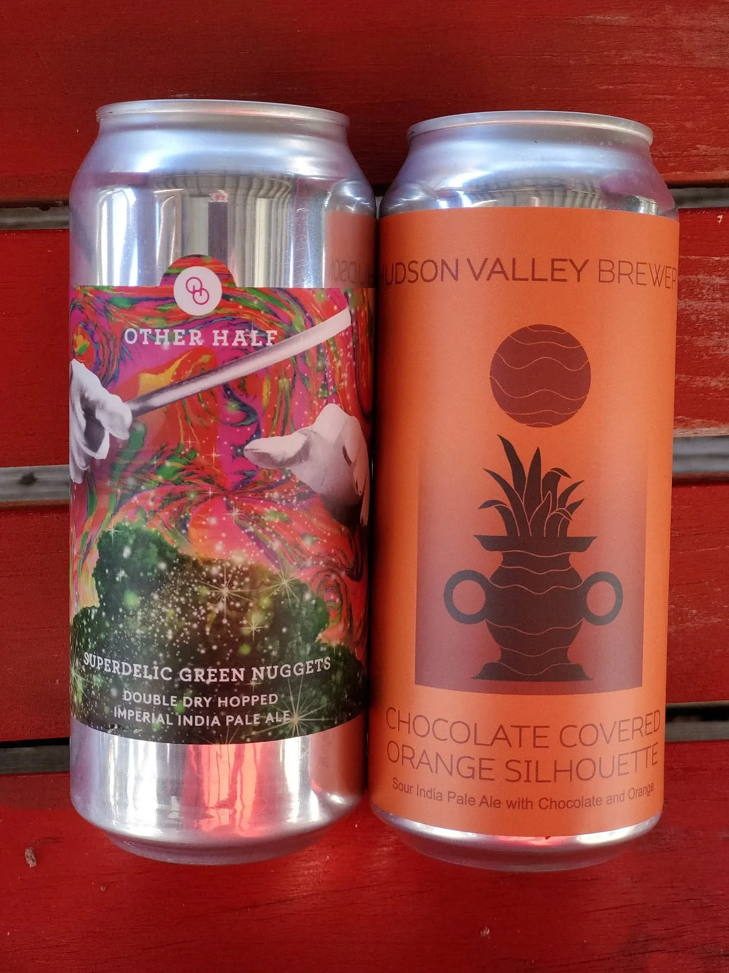 New arrivals from Other Half and Hudson Valley! Superdelic Green Nuggets is a double dry hopped imperial IPA with New Zealand Cascade and Superdelic hops🟢 Chocolate Covered Orange Silhouette is a chocolate orange flavored sour IPA🟠

#ipa #newzealan