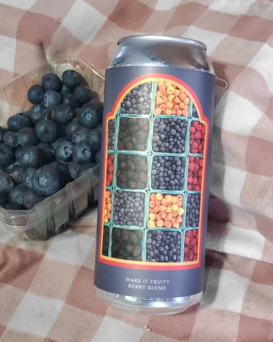 It can be tough to find good fruit out of season🫐🍓 Luckily, Evil Twin has your back with a blueberry, blackberry, raspberry, and strawberry sour!

#fruitedsour #sourale #raspberrysour #blueberrysour