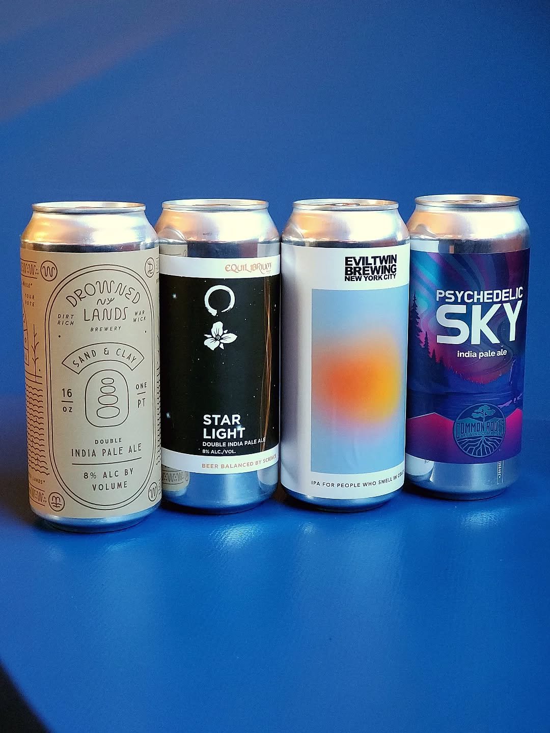 New and returning IPAs - two DIPAs and two single IPAs:
&bull;Drowned Lands - Sand &amp; Clay DIPA
&bull;EQ x Trillium - Star Light DIPA
&bull;Evil Twin - IPA For People Who Smell In Color
&bull;Common Roots - Psychedelic Sky IPA
Cheers!

#ipa #dipa 