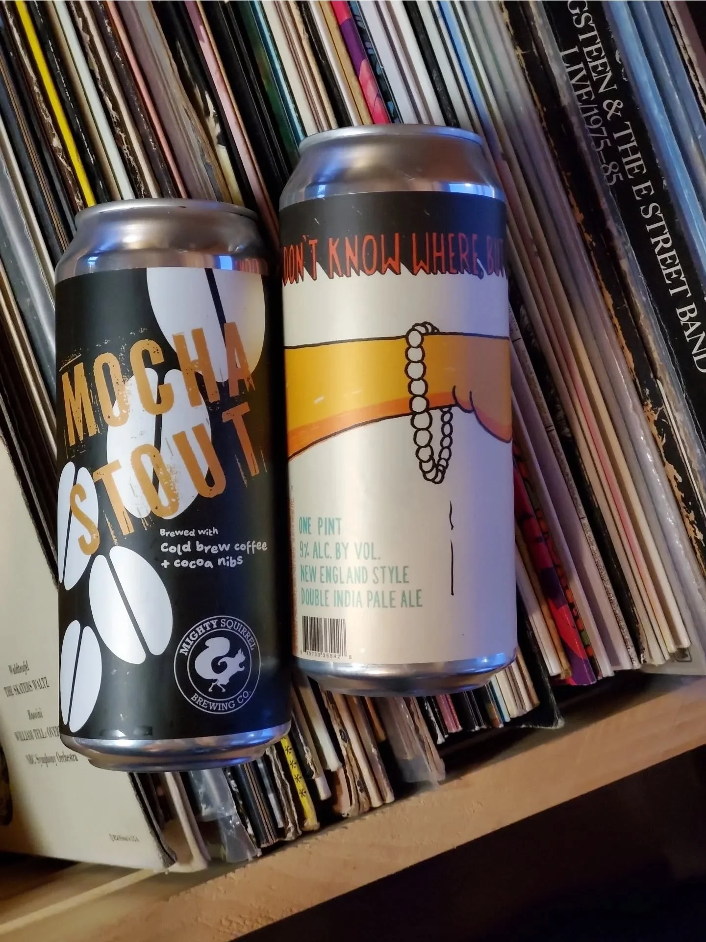 Two newbies here: a mocha stout with cold brew coffee and cocoa nibs from Mighty Squirrel, and a New England DIPA from Fat Orange Cat. Cheers!🐿🍻😺

#coldbrewstout #mochastout #nedipa #mightysquirrel #fatorangecat