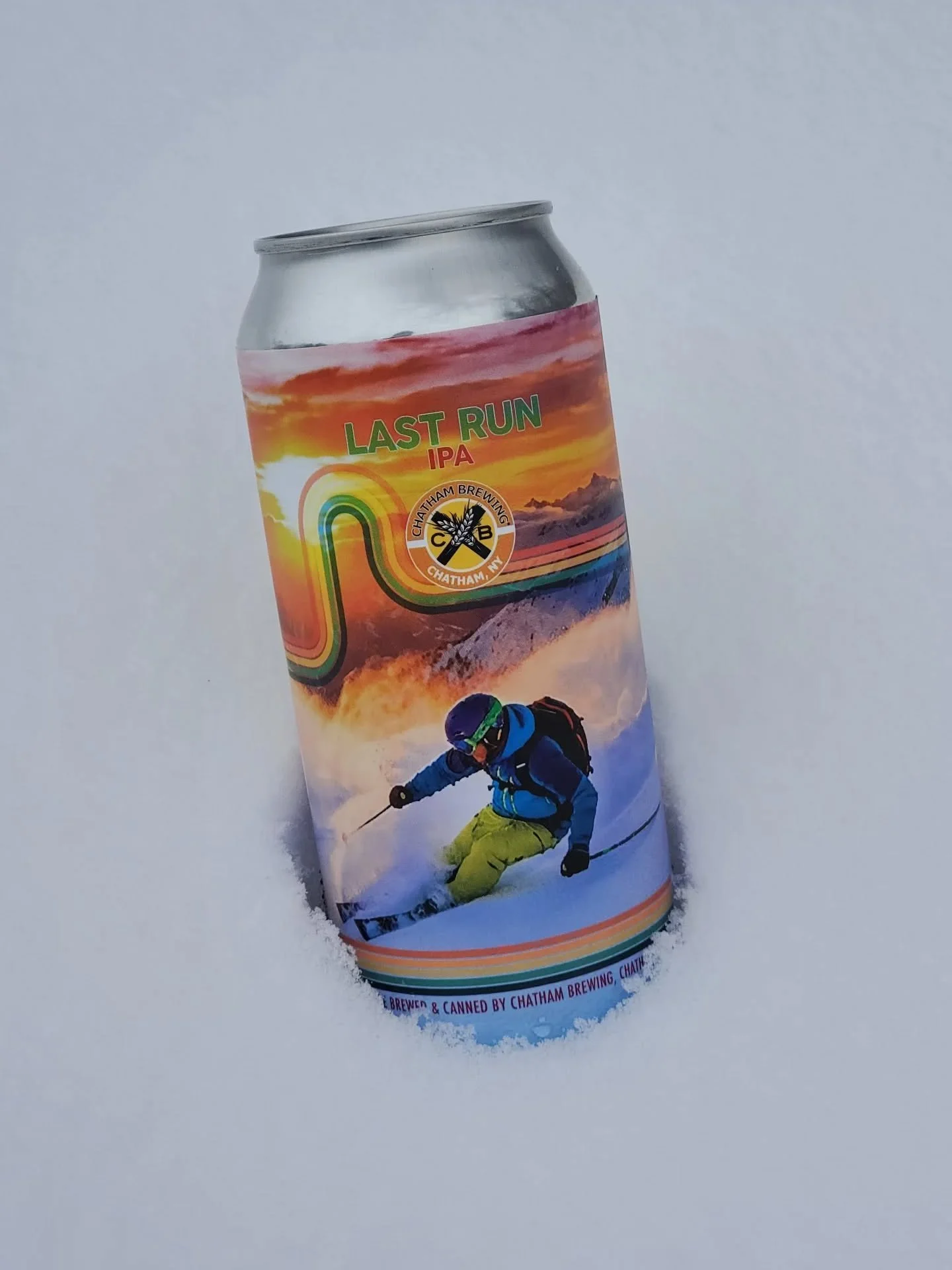 Another snowy day calls for another new IPA❄️🍺 Chatham Last Run is a 6% IPA with Waimea, Mosaic, and Citra hops!

#chathambrewing #lastrun #snowbeer #ipa