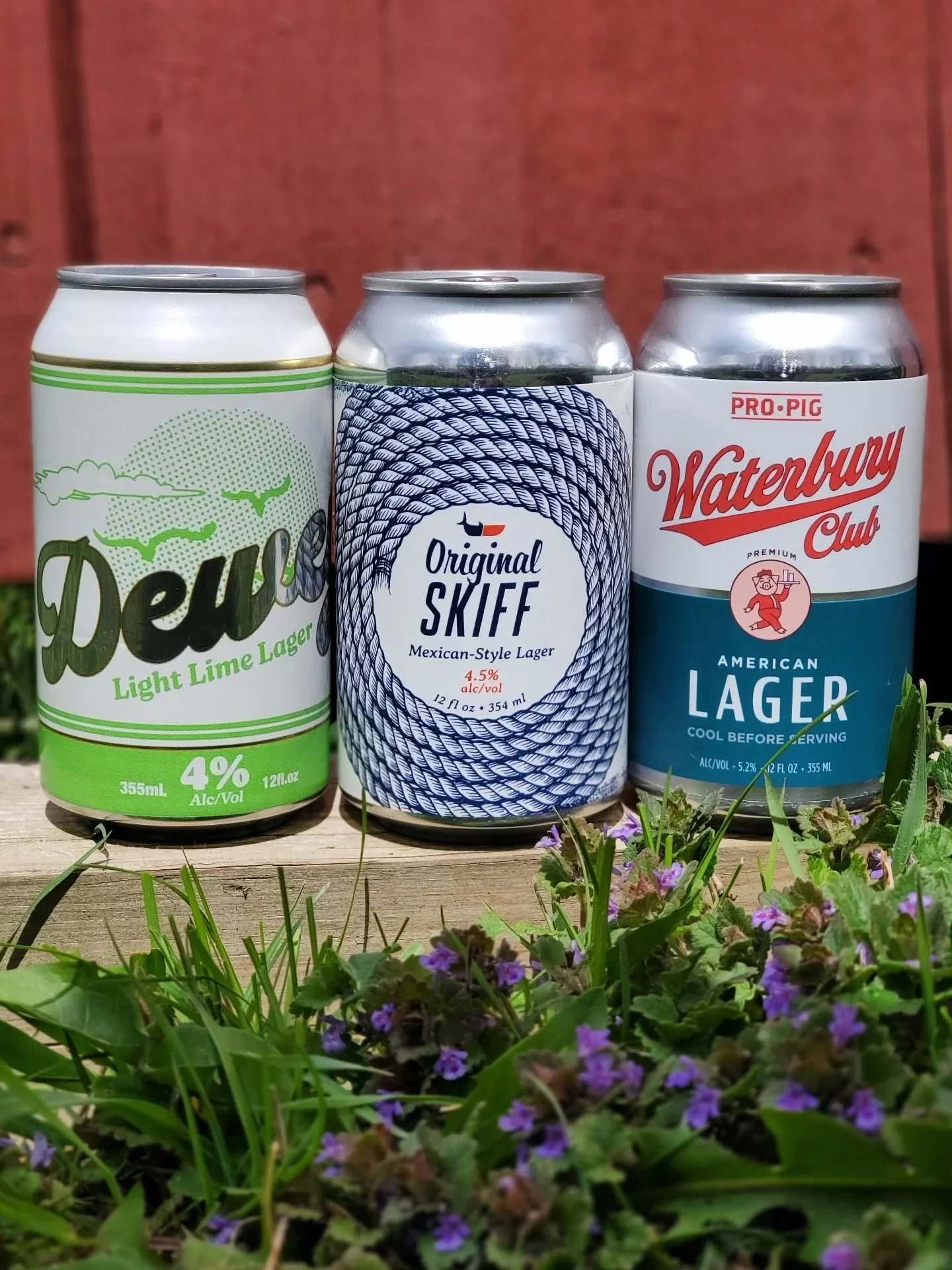 Ease back in to the week with an easy drinking lager🍻 It's porch beer season, and we've got three great options for you that just came in:
-Dewey Light Lime Lager
-Prohibition Pig Original Skiff Mexican style lager
-Prohibition Pig Waterbury Club Am