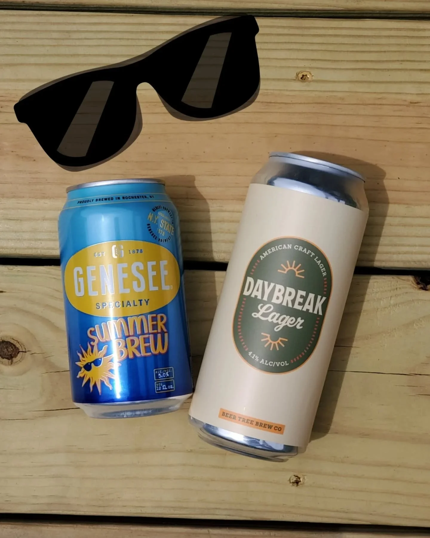 A couple of easy drinkers for the long weekend!🍺🍺 Genesee Summer Brew on the left, and Beer Tree Daybreak Lager on the right😎

#memorialdayweekend #summerbrew #lager #beertree #genny