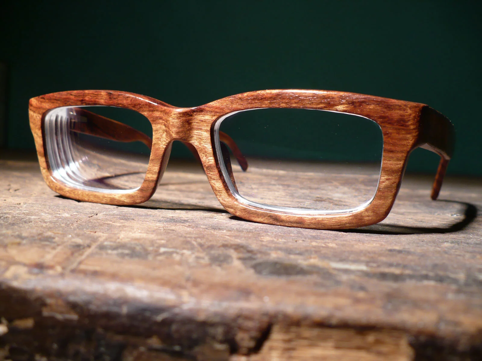 urban-spectacles-wood-eyewear.jpg