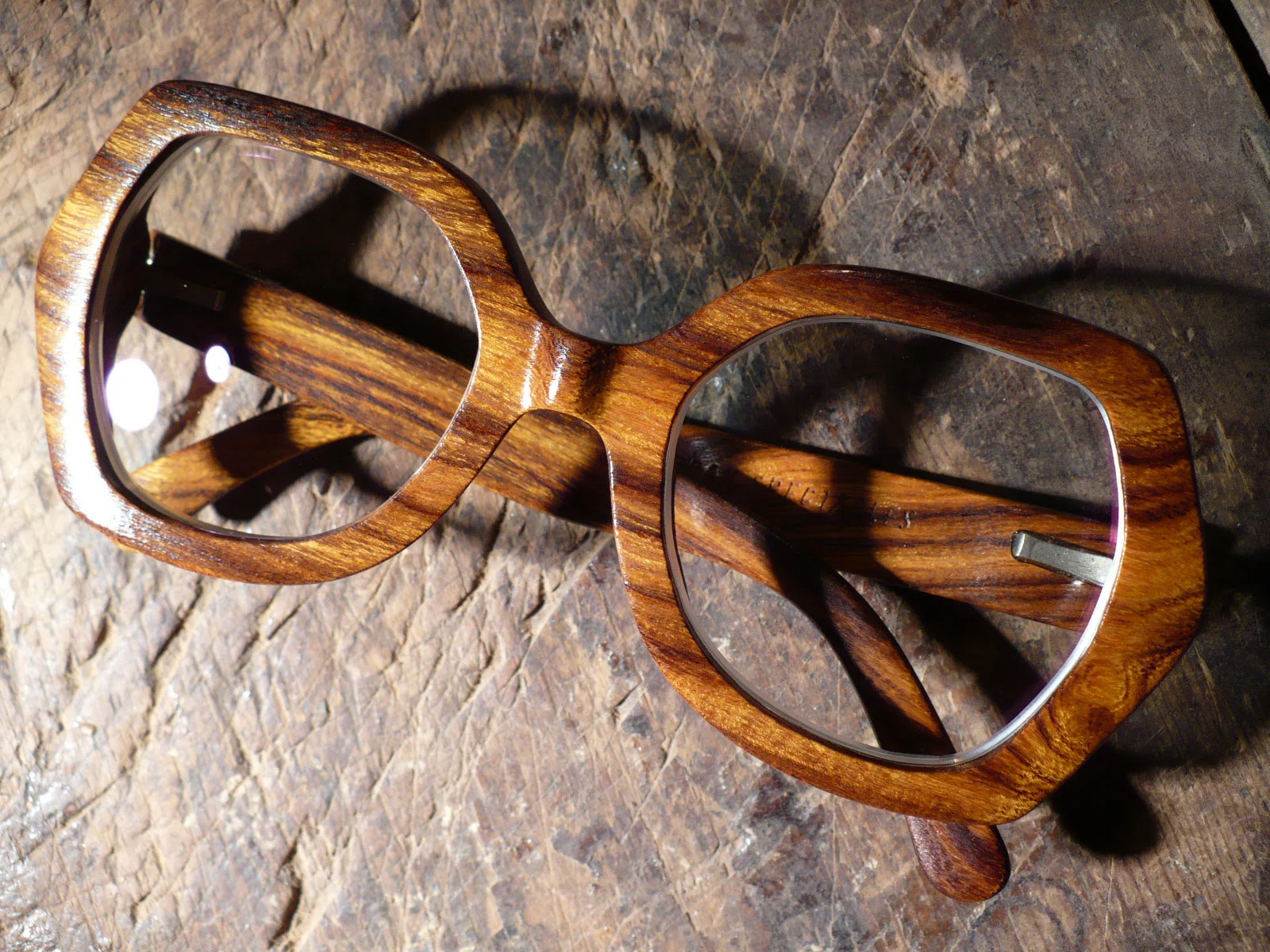 wooden-eye-wear.jpg