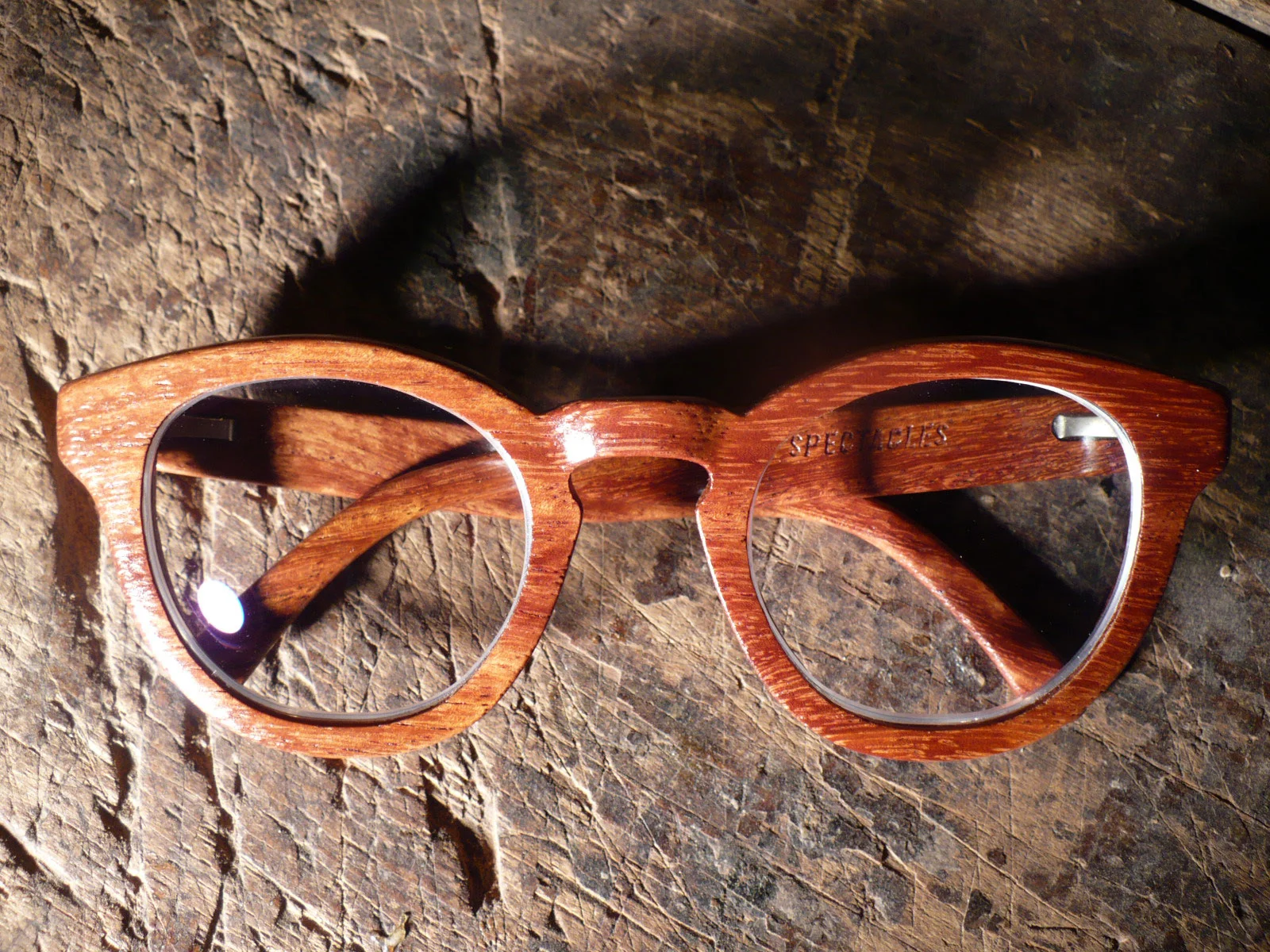 custom-granadillo-wood-eyewear.jpg