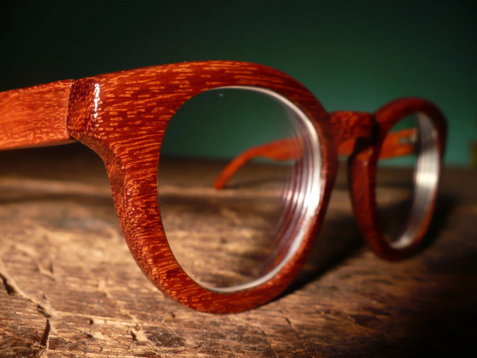 hand-made-wood-eyewear.jpg