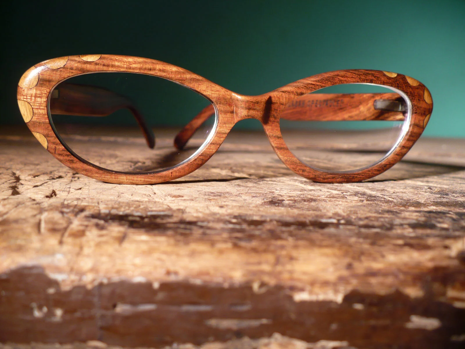 custom-hand-made-wood-eyeglasses.jpg