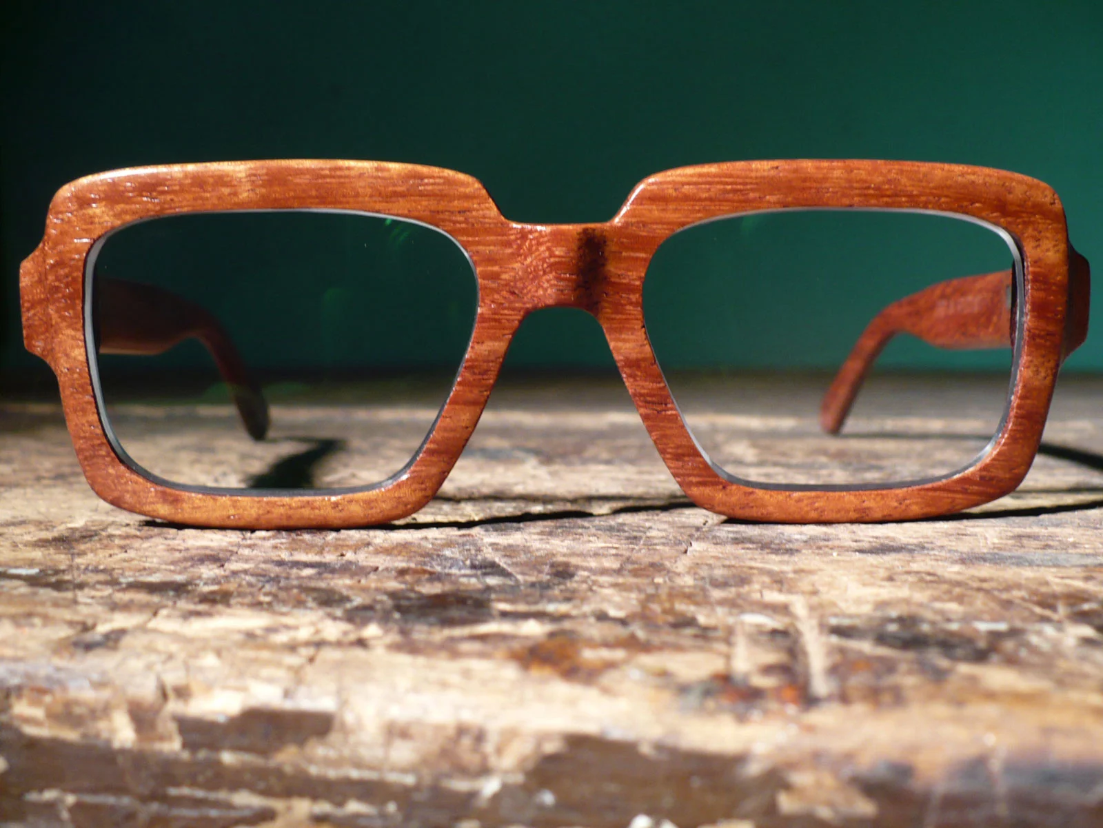 urbanspectacles-wood-eyewear.jpg