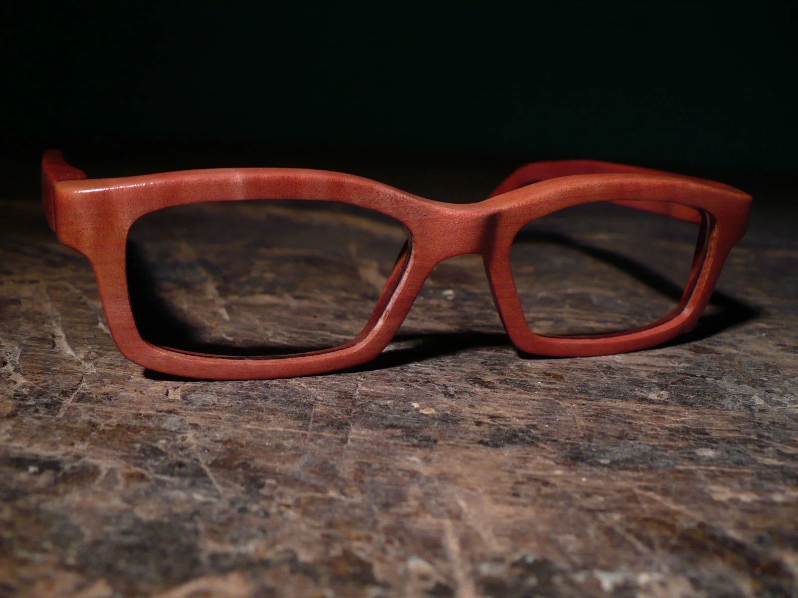 hand-made-custom-glasses-eyewear-ivory.jpg