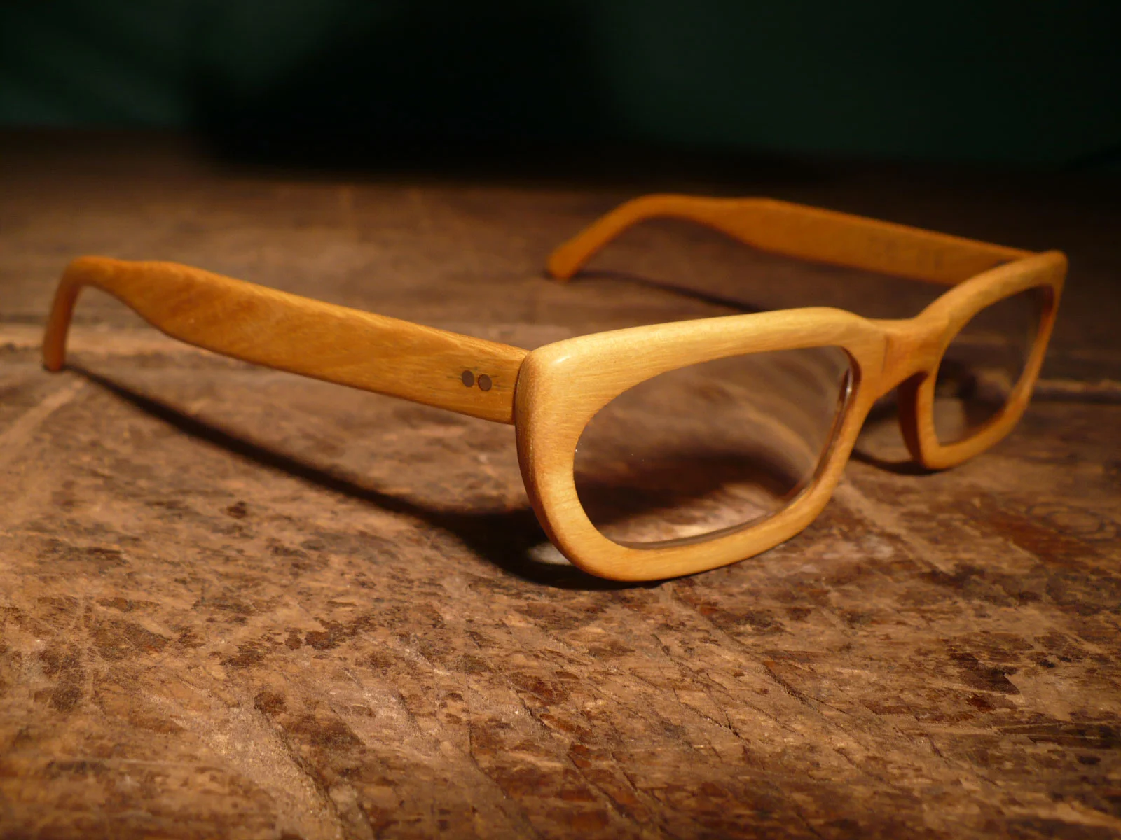 hand-made-orange-glasses-eyewear.jpg