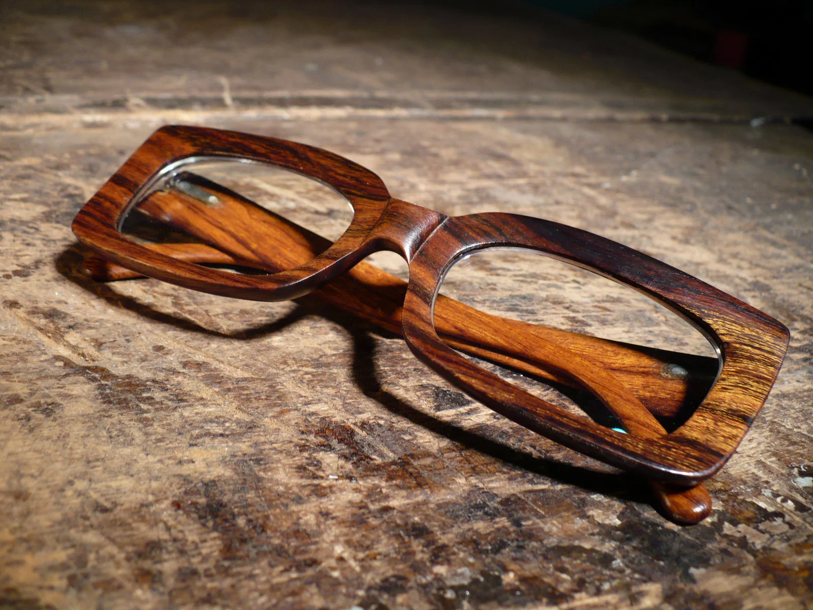 ironwood-custom-eyewear-urban.jpg