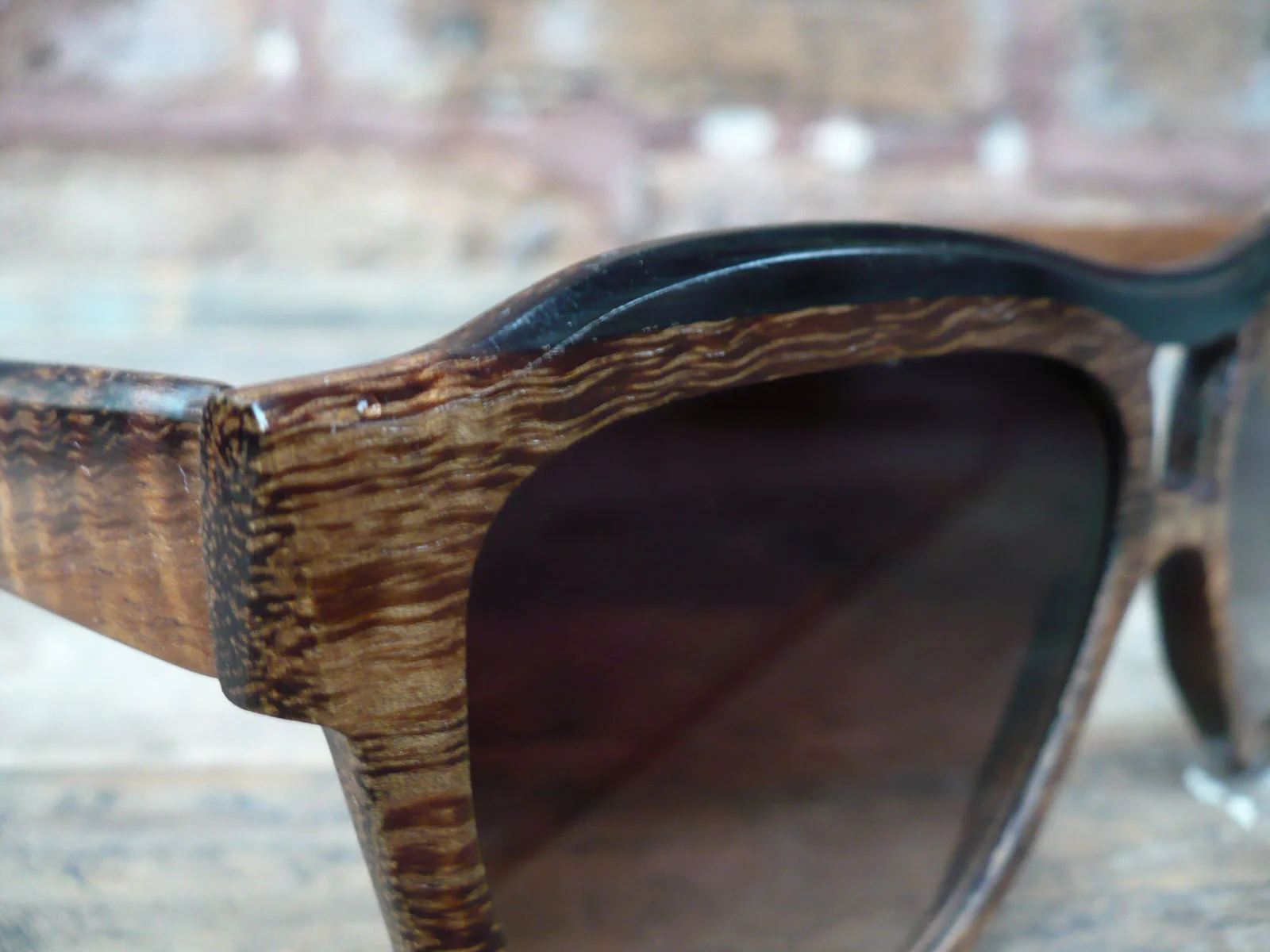 buffalo-horn-koa-eyewear-glasses-sunglasses-wood.jpg