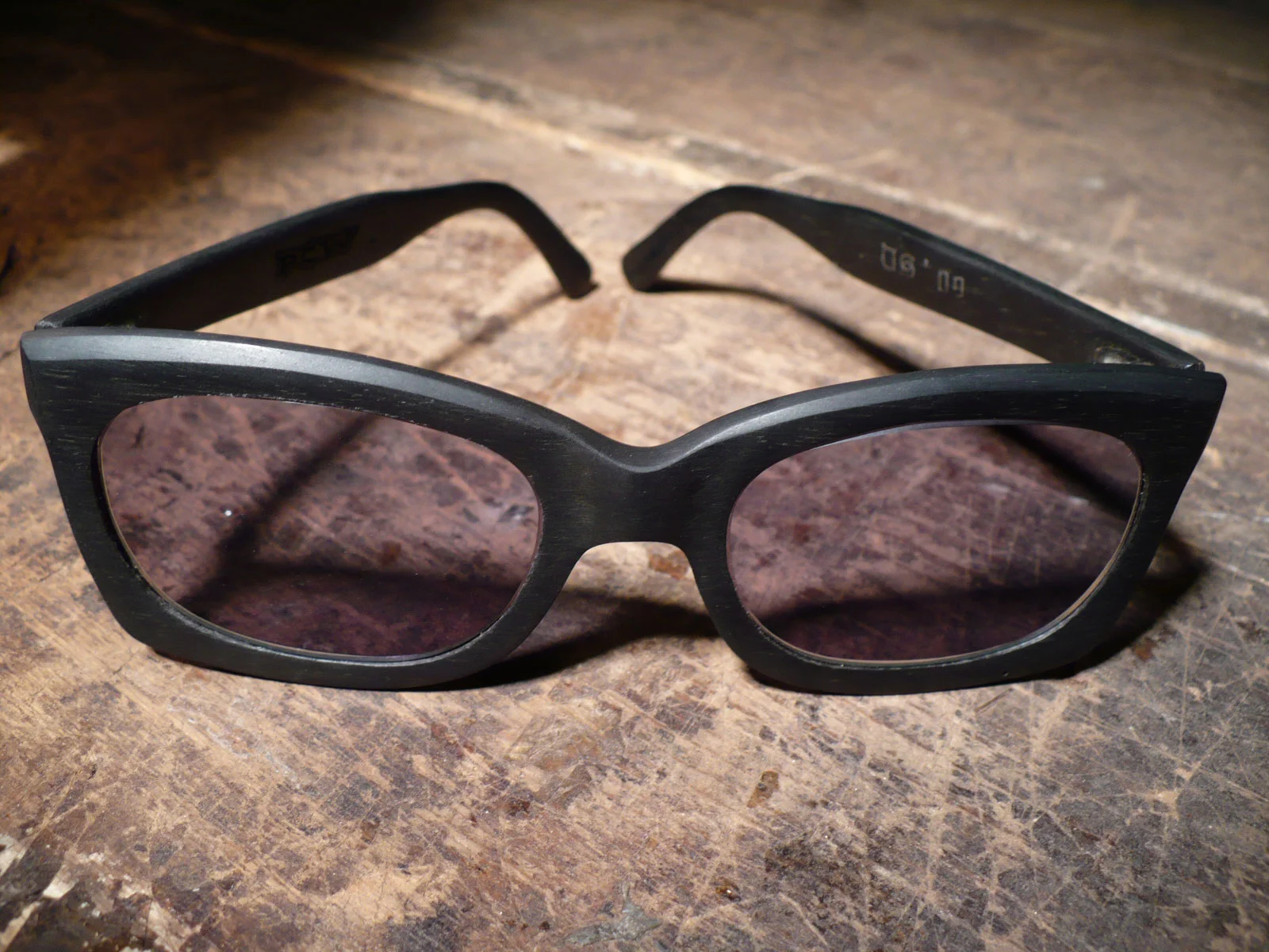 plastic-crimewave-sound-ebony-sunglasses.jpg