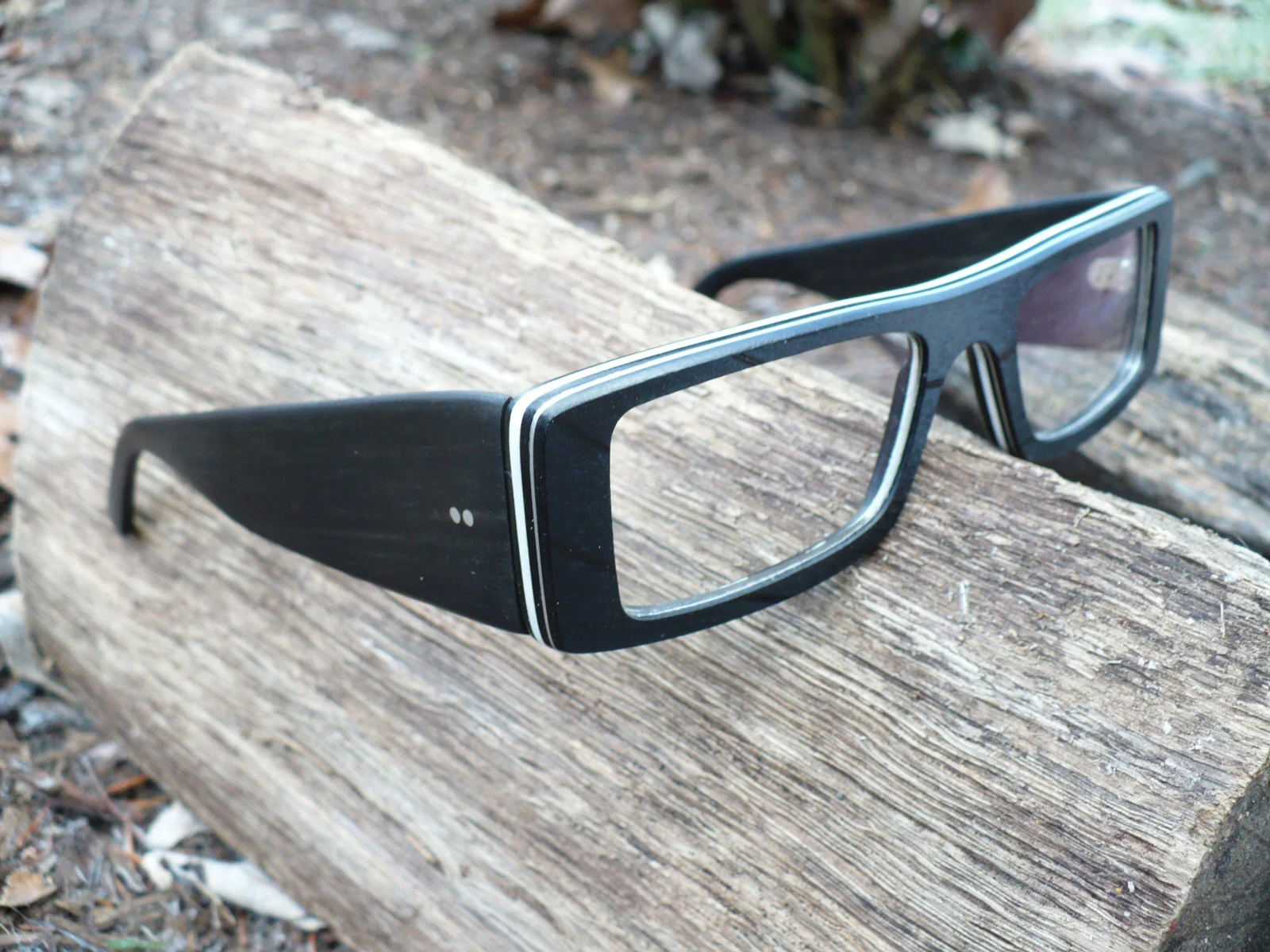 vintage-lps-vinyl-records-eyewear-custom-wood.jpg