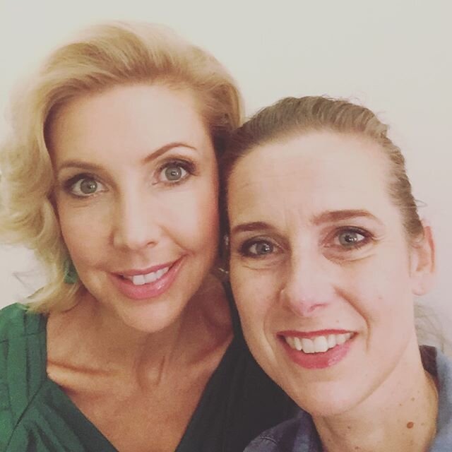 Flashback to the days before the Coronavirus, I had a terrible cold and my beautiful client @catrionarowntree  couldn&rsquo;t care less and was just wonderful 💕.
.
.
.
.
#melbournemakeupartist #events #celebrityclients #gateway #tvshows #makeup