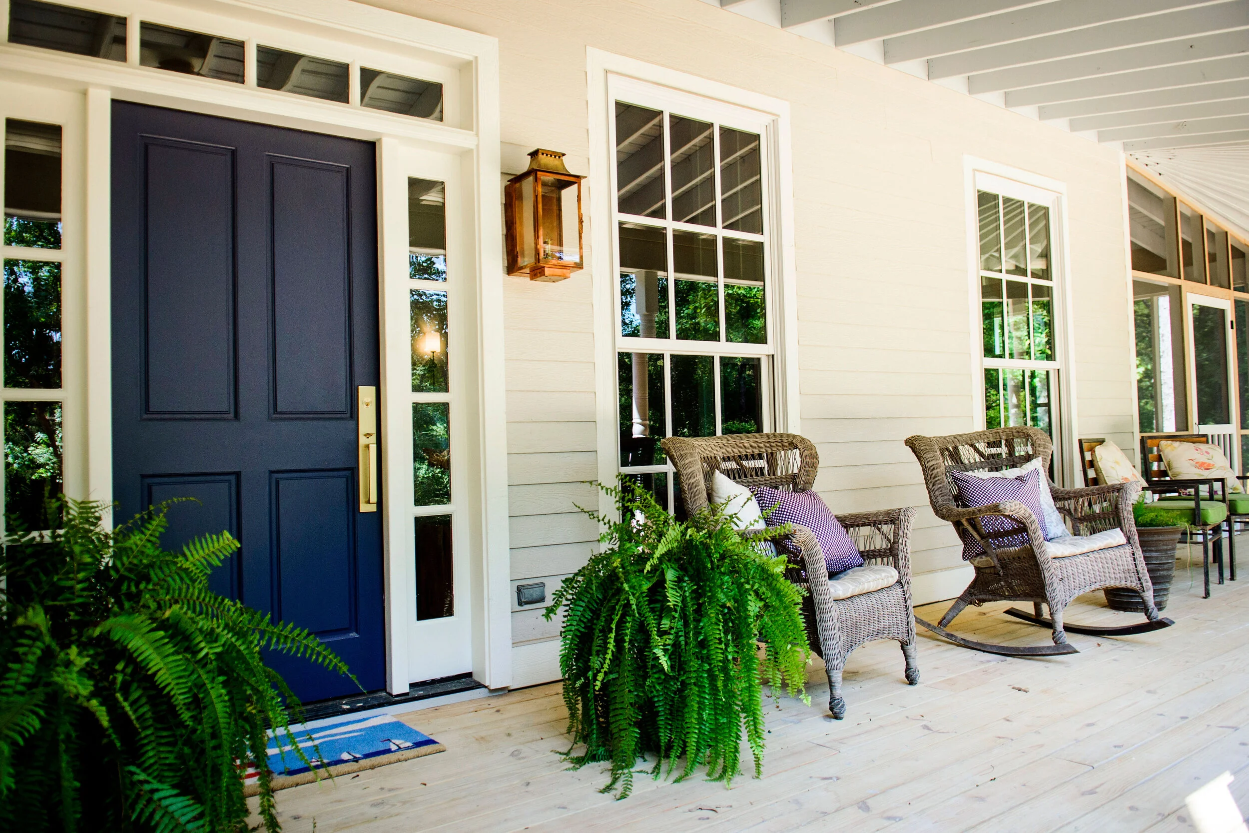 Pineneedle Exterior 01.jpg