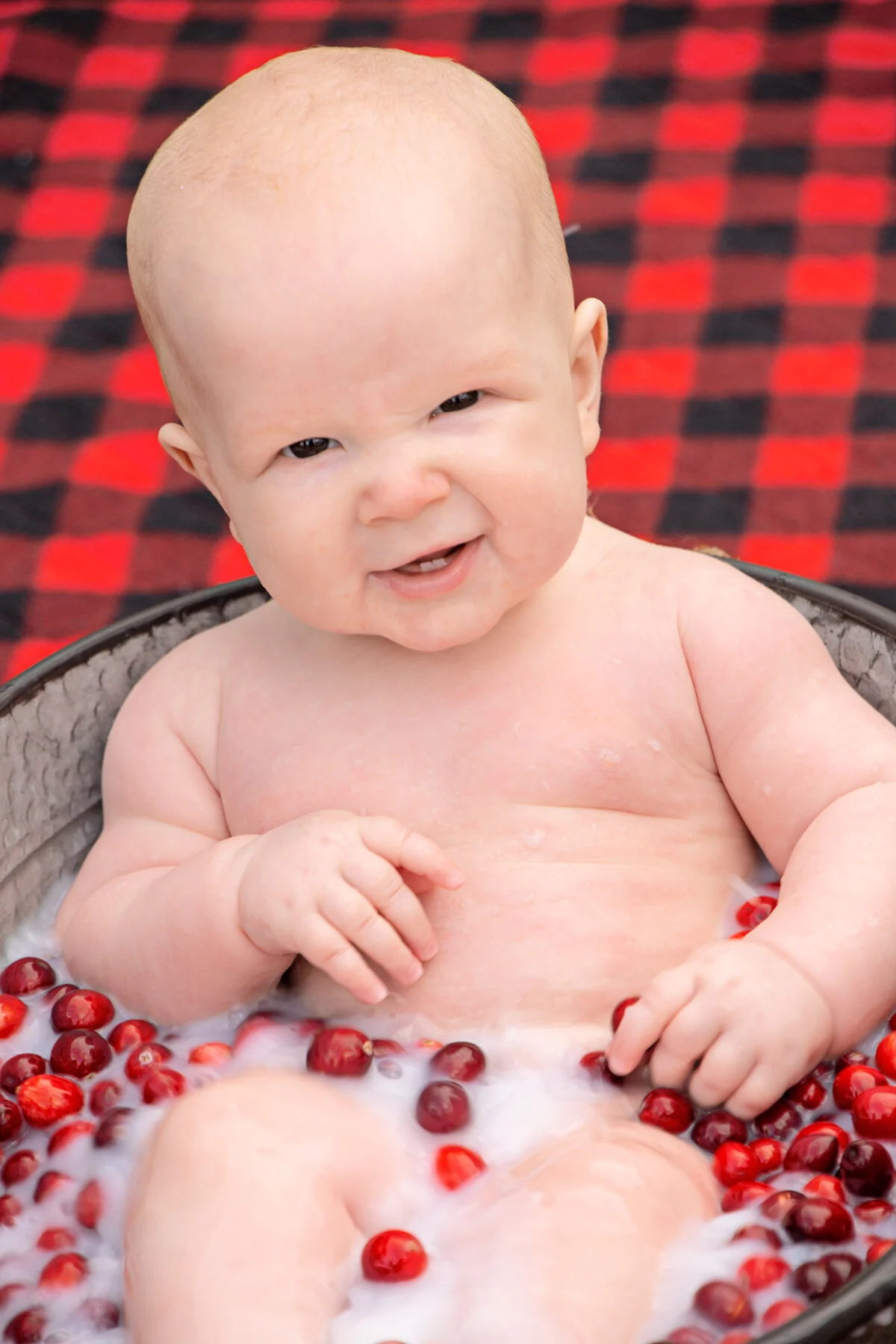 036_Wesley_MilkBath.jpg