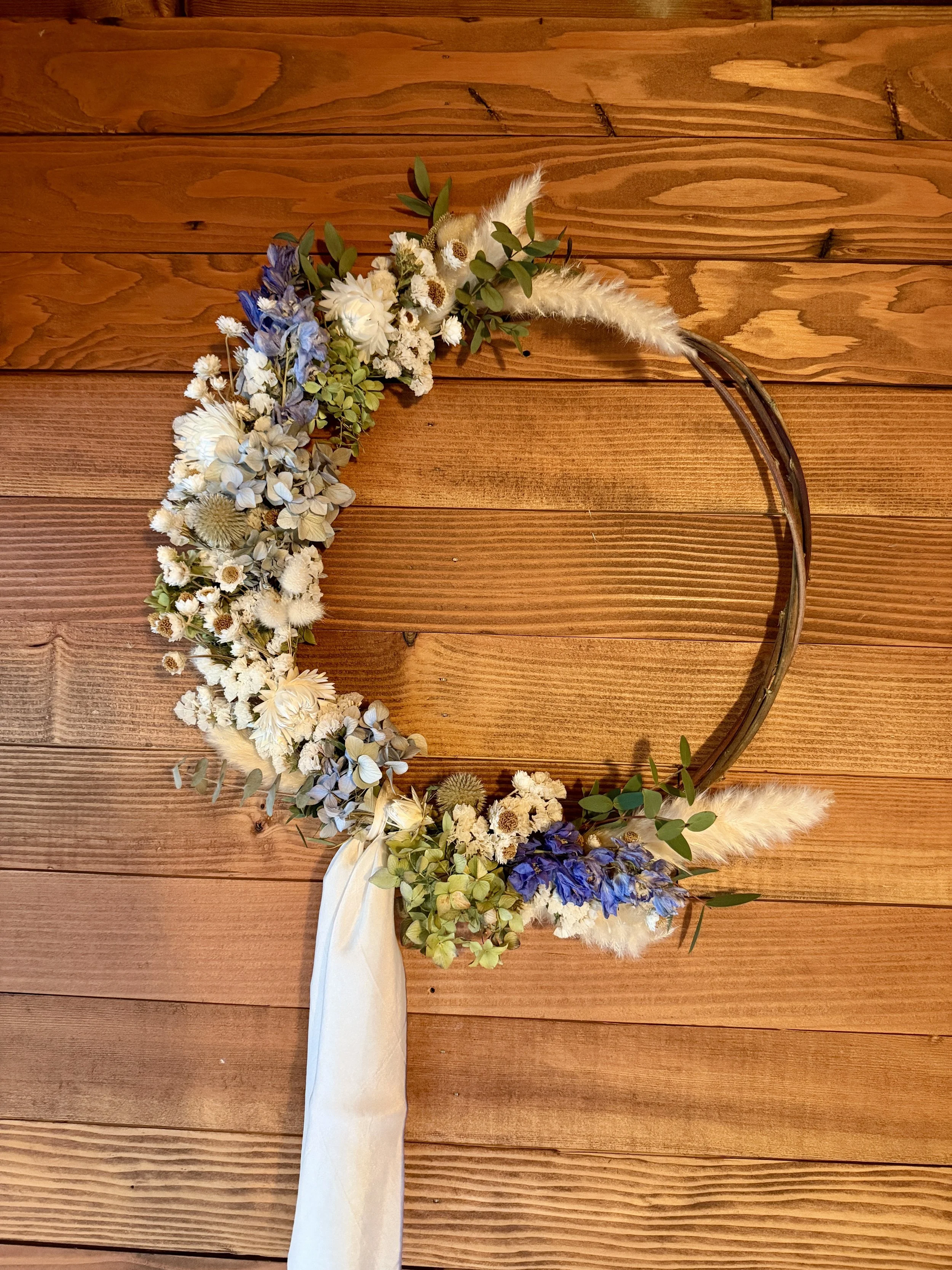 Half Moon - 16" Everlasting Floral Wreath - white, blue, and green