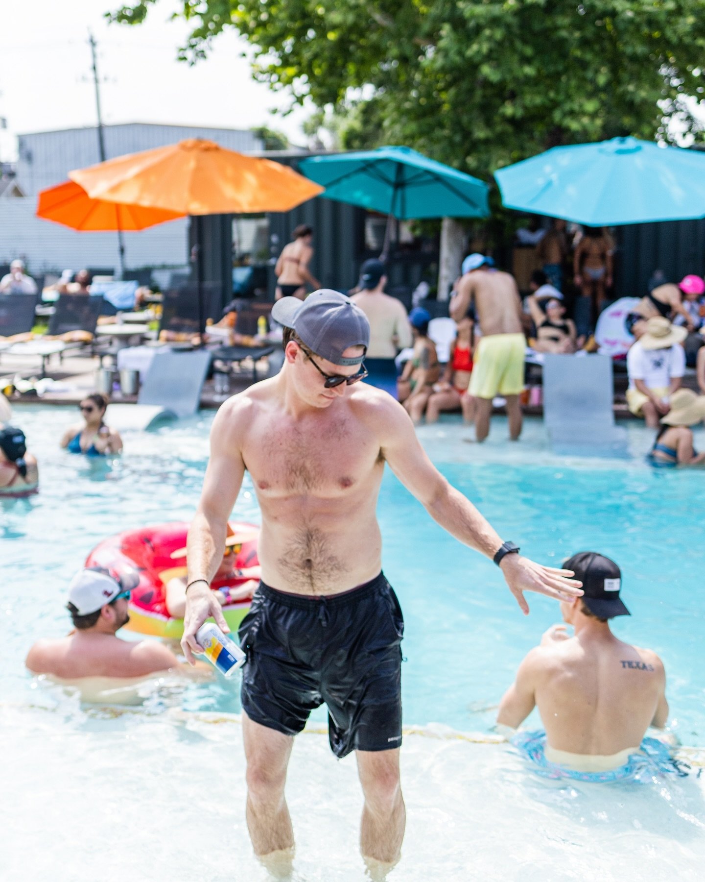 *SEASON OPENING ON MAY 4* 👙🌴We&rsquo;re dancing our way into May and ready to open ESSC for 2024 swim season! Join us on our opening weekend as we celebrate with a splash! Tag your friends in the comments for a chance to win two day passes for open