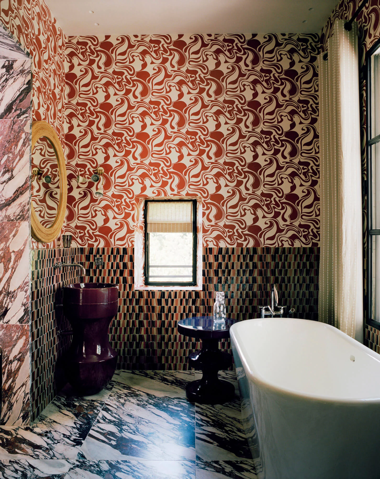 india_mahdavi_villa-des-alyscamps_2009_residential_arles_architecture_design_interior_8-1588x2000.jpg