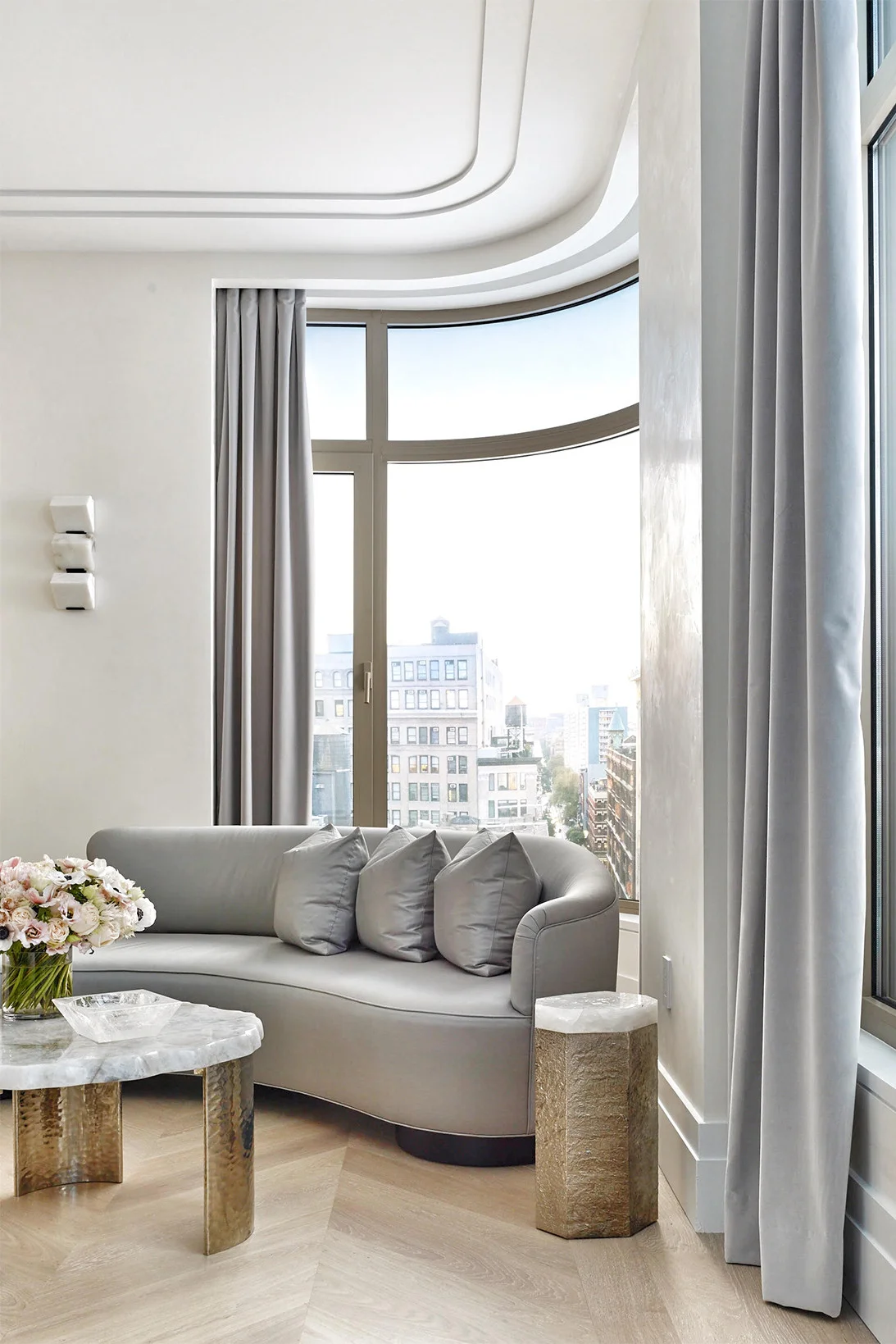 https___hypebeast.com_image_2018_02_40-bleecker-street-interiors-ryan-korban-4.jpg