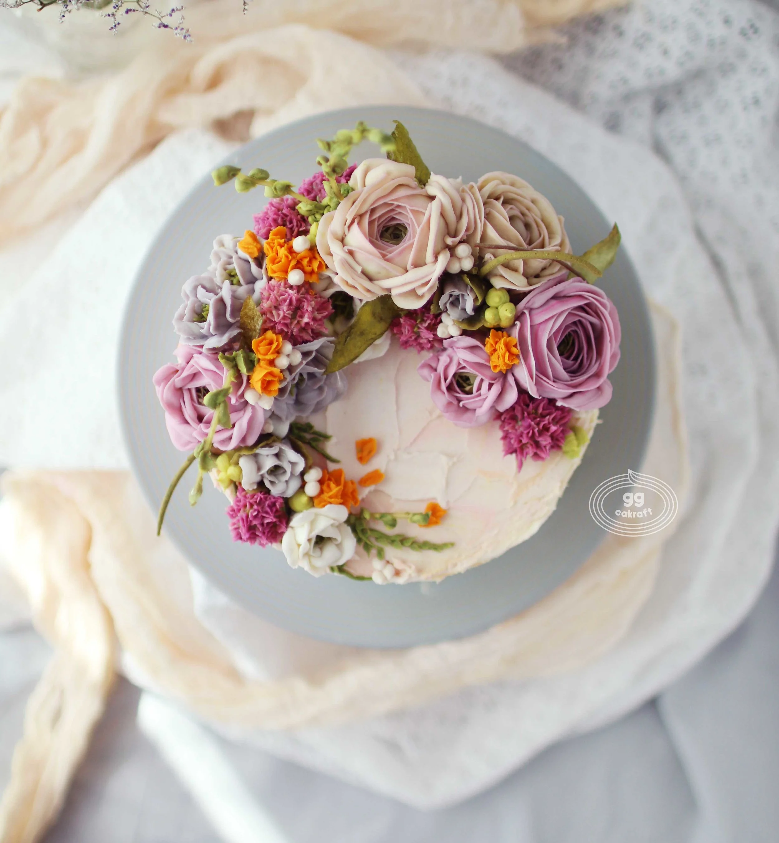 Chantyflex cream cake - Lisianthus, signature rose, Golden ball, Filler flowers, and 3D leaf
