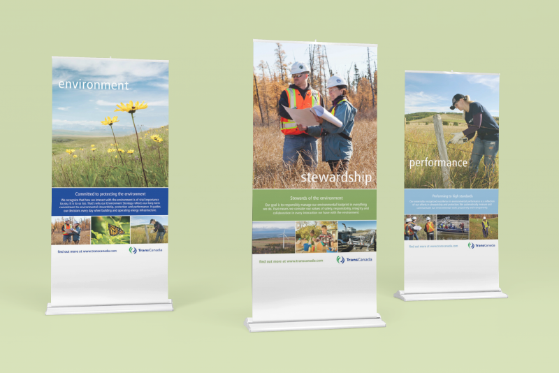 mockup-of-three-roll-up-banners-1520-el.png