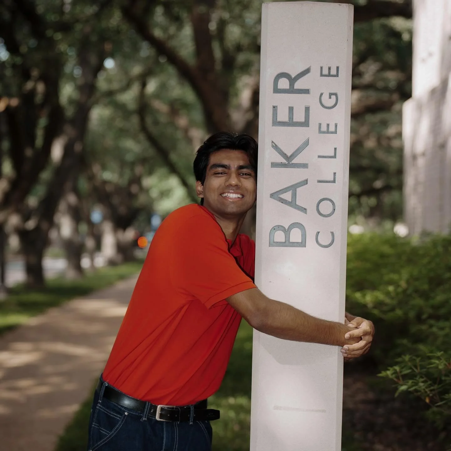 HELLO NEW BAKERITES!! HELCOME TO BAKER ❤️&zwj;🔥❤️&zwj;🔥❤️&zwj;🔥!! My name is Shammas Ahmed and I am one of the 2025 Baker O-Week Coordinators. I am the S in SET! I am a rising Junior majoring in Operations Research (OR) 💯💯 and I am originally fr