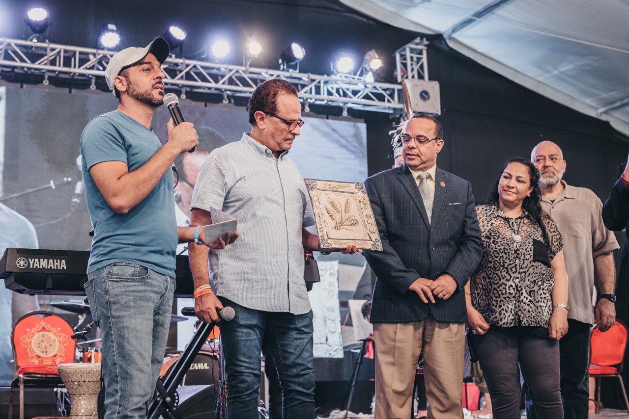 A representative from the International House of Prayer (IHOP-KC) gifted Egypt with a ceramic plate as a gift from the house of Mike and Diane Bickle, the father and mother of IHOP-KC. Illustrated on the plate were kernels of wheat, grapes, figs, and pomegranates, representing a prophetic picture of what God has called Egypt to be, a bread basket for the nations. As it was in the days of Joseph, it shall be once again.