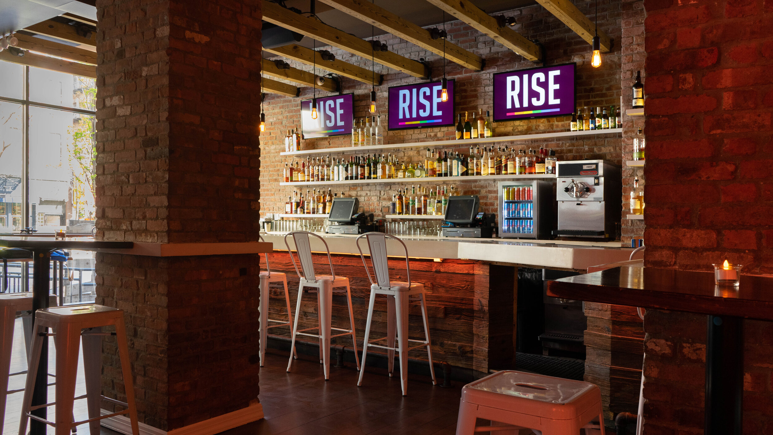 Rise Interior NR-16.jpg