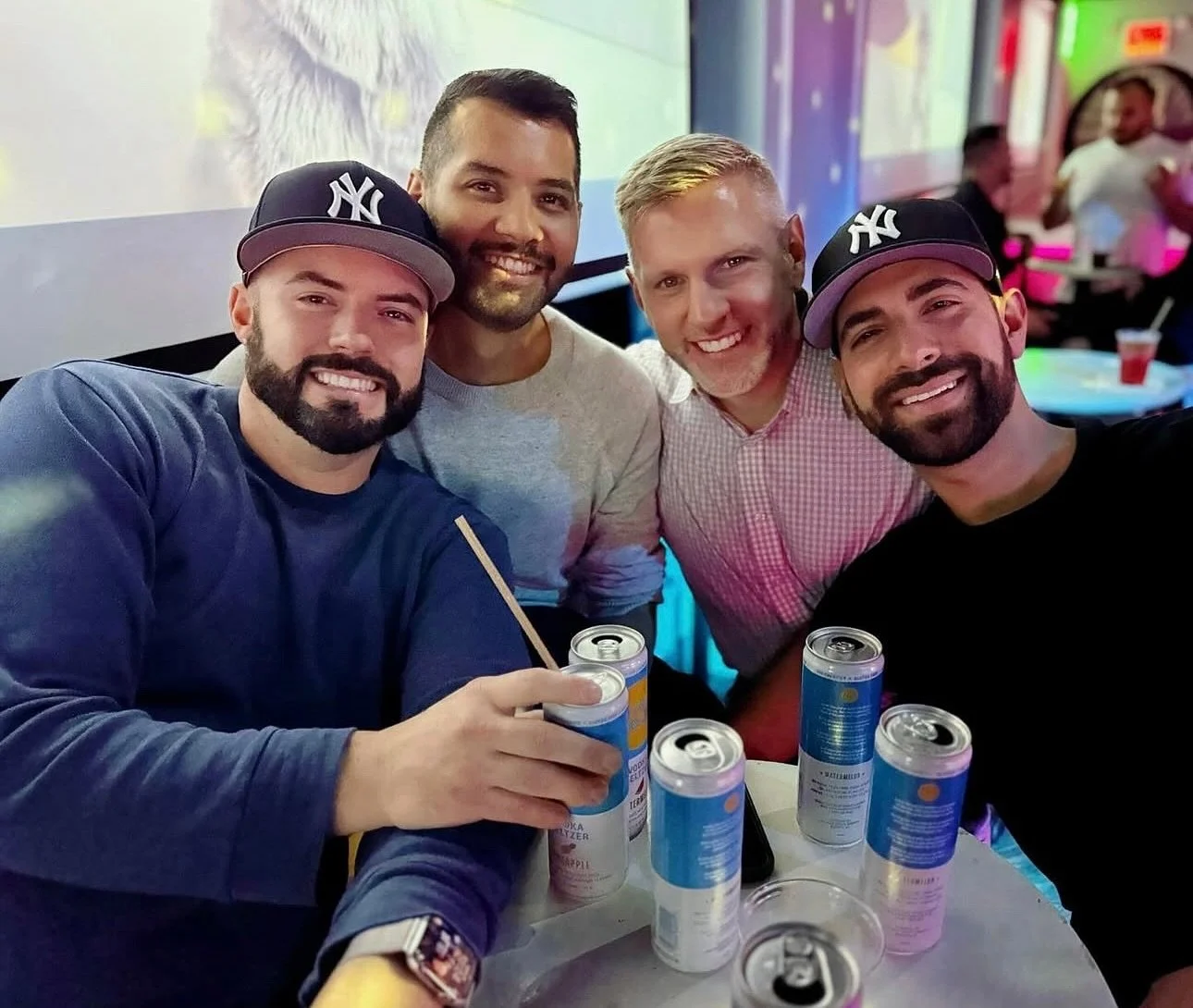 Sunday funday happening NOW at Rise! Drinks specials until 9! 

#gaynyc #gaybarnyc #gayclubnyc #nycgay #instagay #hellskitchennyc