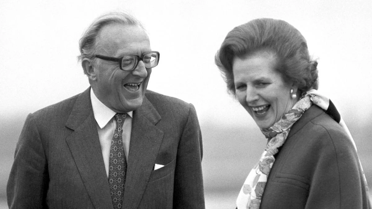 Peter Carrington an Honorouble man: Christopher Lee