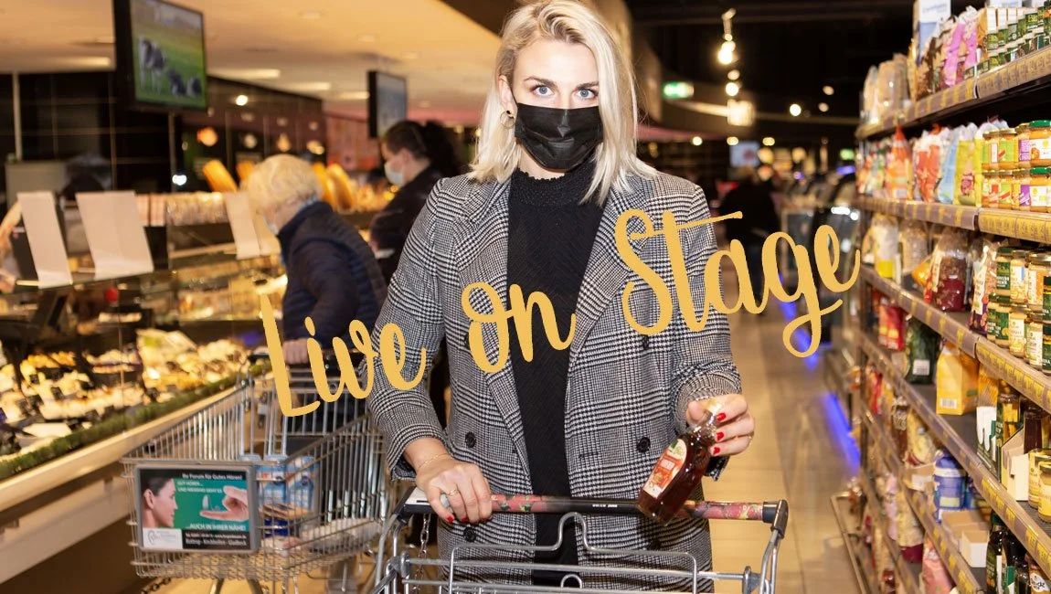 Live on Stage: Annika Drazek! 