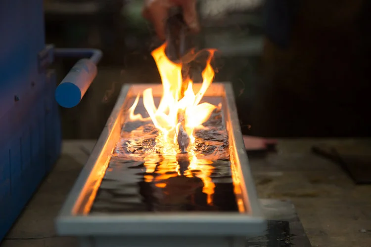 Differential cooling with the upper section of the blade protected with clay
