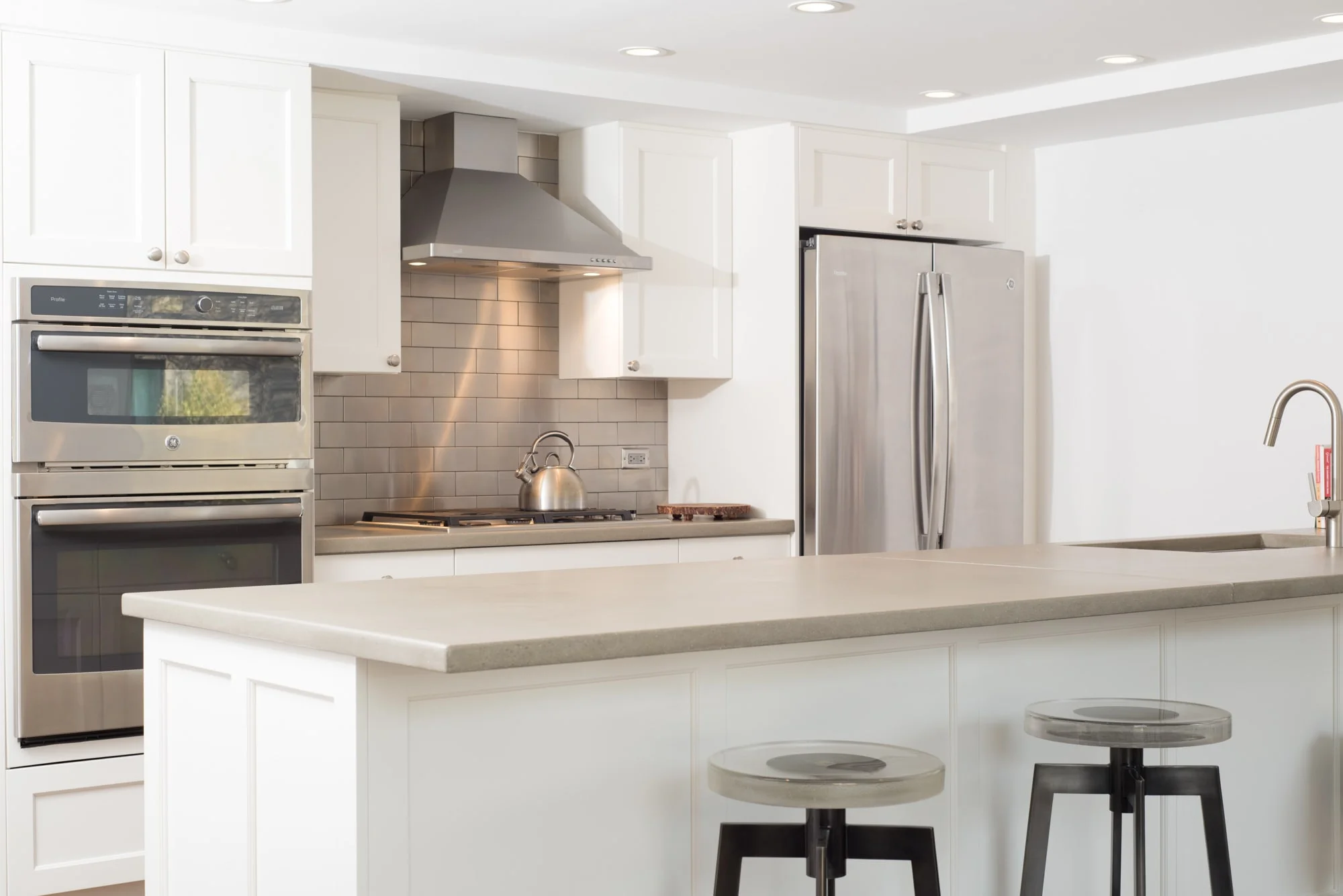 1643 North Larrabee-15-min.jpg