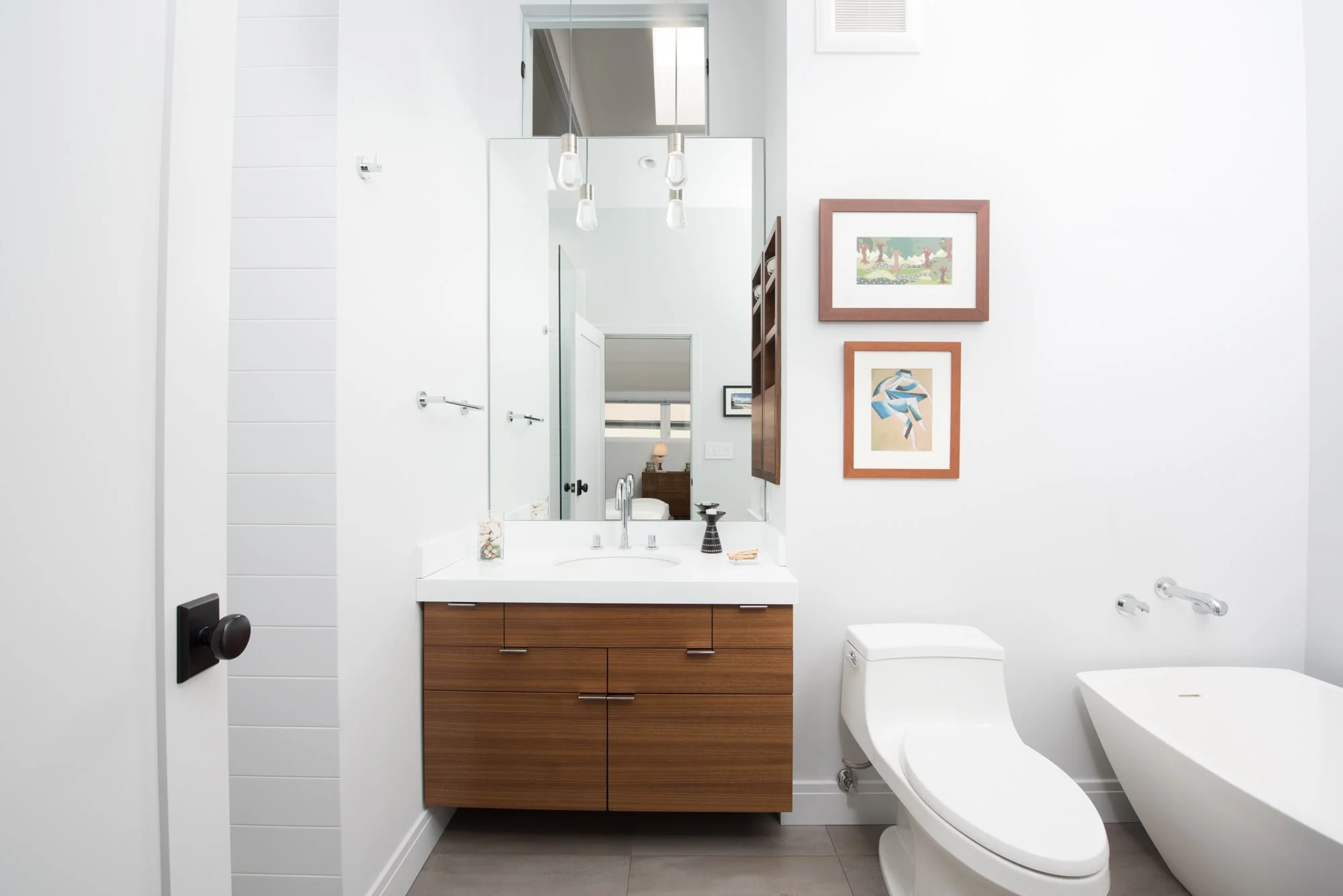 1643 North Larrabee-27-min.jpg