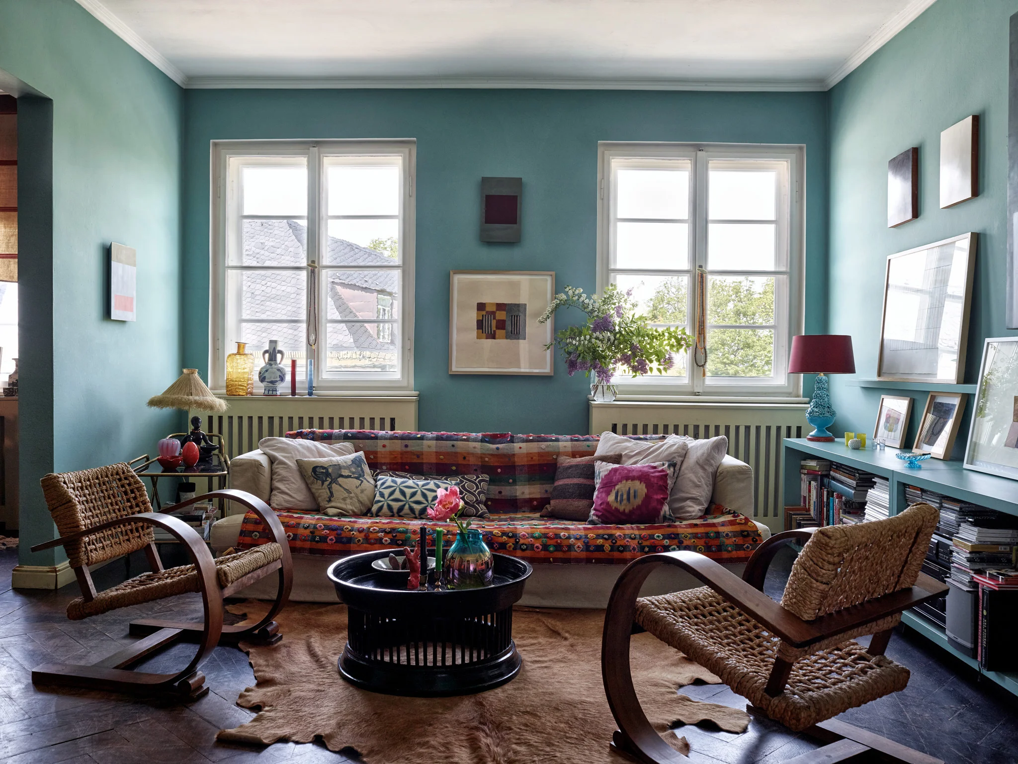 B-Myself_Interior_5_2015135873.jpg