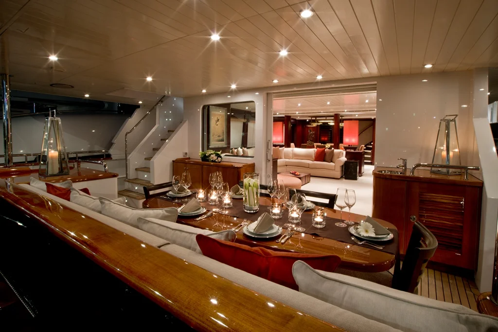 Main Deck Aft.jpg