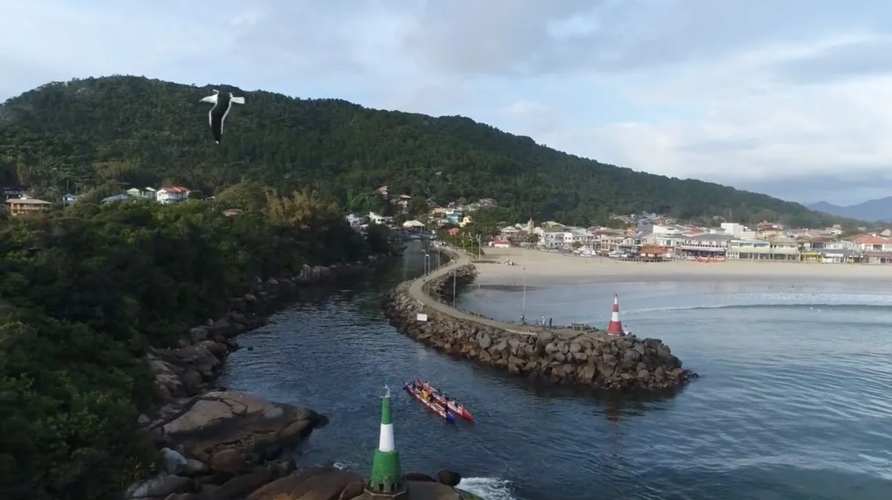 Kanaloa- - clube de canoa havaiana que remo em Floripa