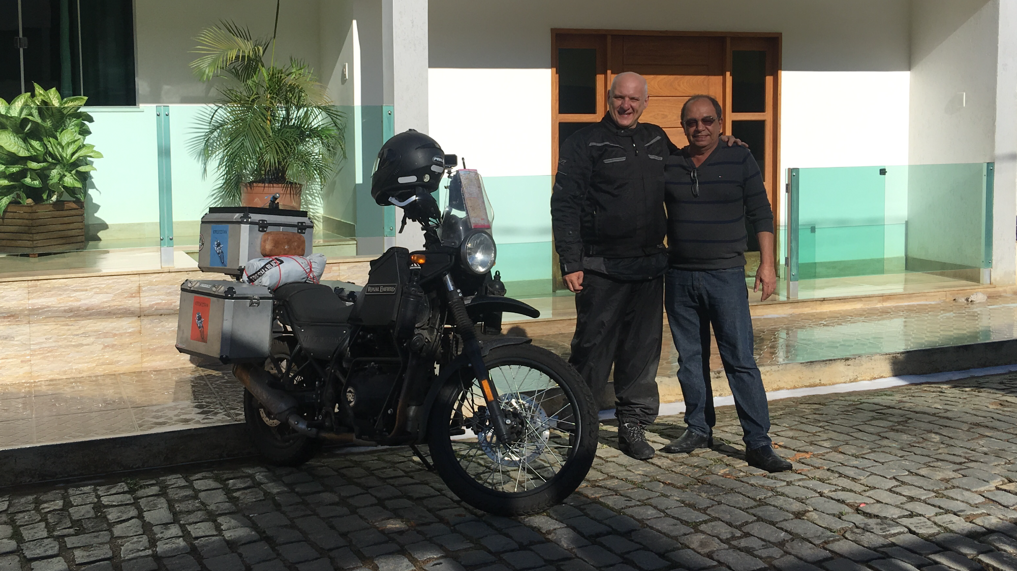 Com Mauro José Ramiro, proprietário da Pousada Serras e Cachoeiras.