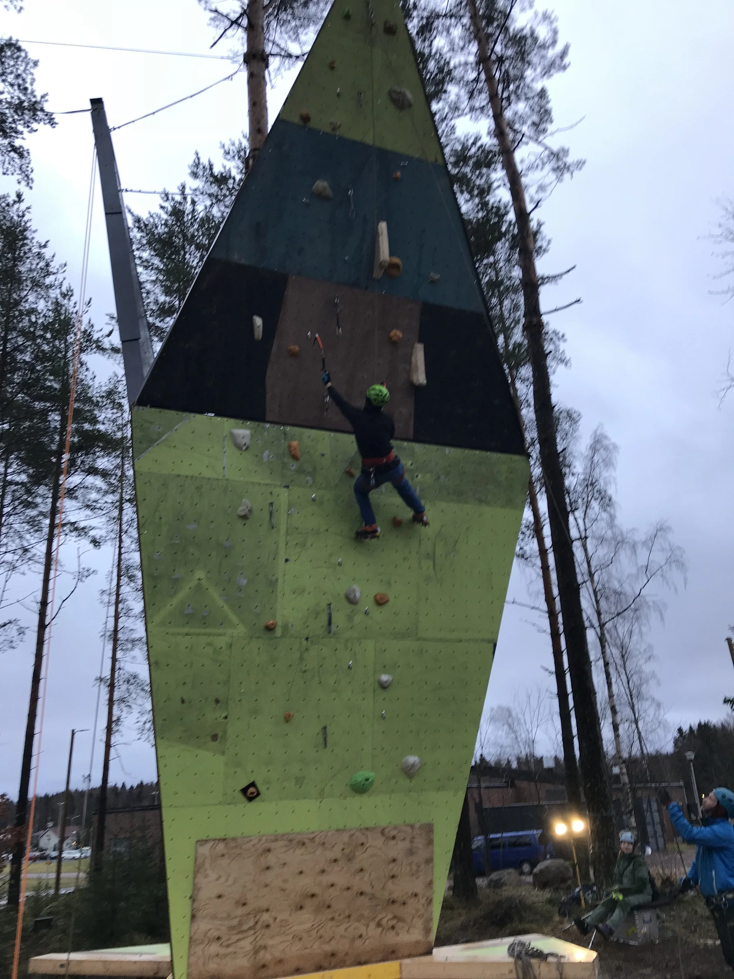 Alppikerhon Draikkatorni vihitään käyttöön tulevana loppiaislauantaina 6.1. avajaiskisojen merkeissä Paloheinässä!