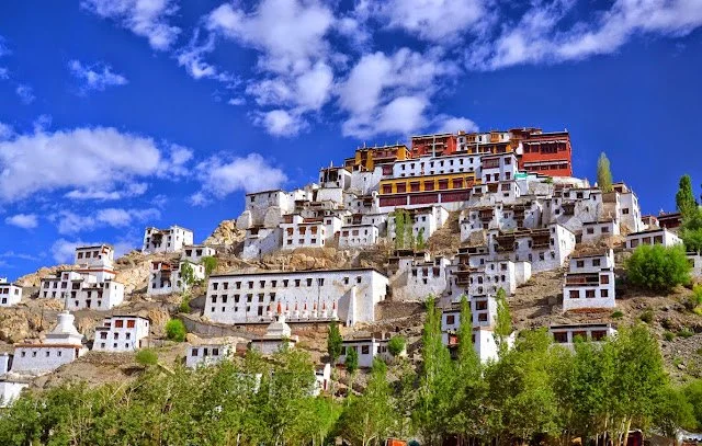 Ladakh ja Stok Kangri - tiibetiläistä kulttuuria ja karua vuoristoa Intian Himalajalla
