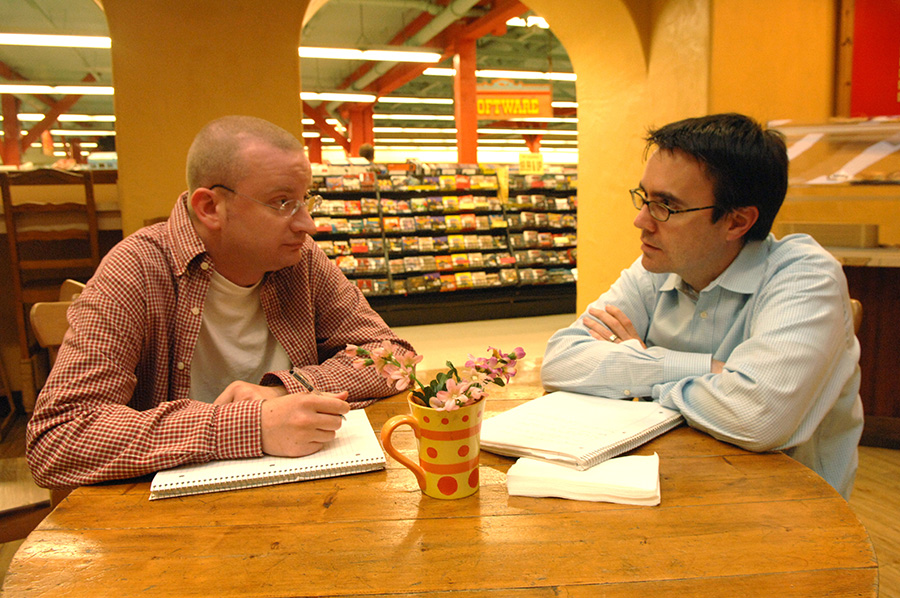 Graham Spencer (left) and Joe Kraus, two of Excite's six co-founders catching up at the coffee shop at the local Fry's Electronics, which they use as an over-flow meeting room for their new start-up, JotSpot.