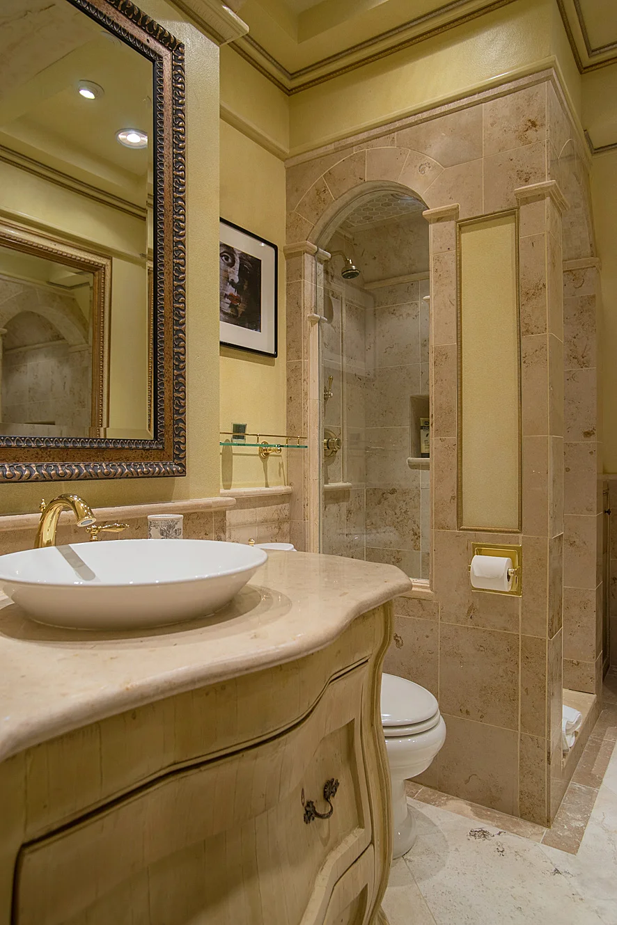 interior 21 (1 of 1).JPG