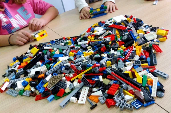 23484760_1495219870531256_ copy.JPG