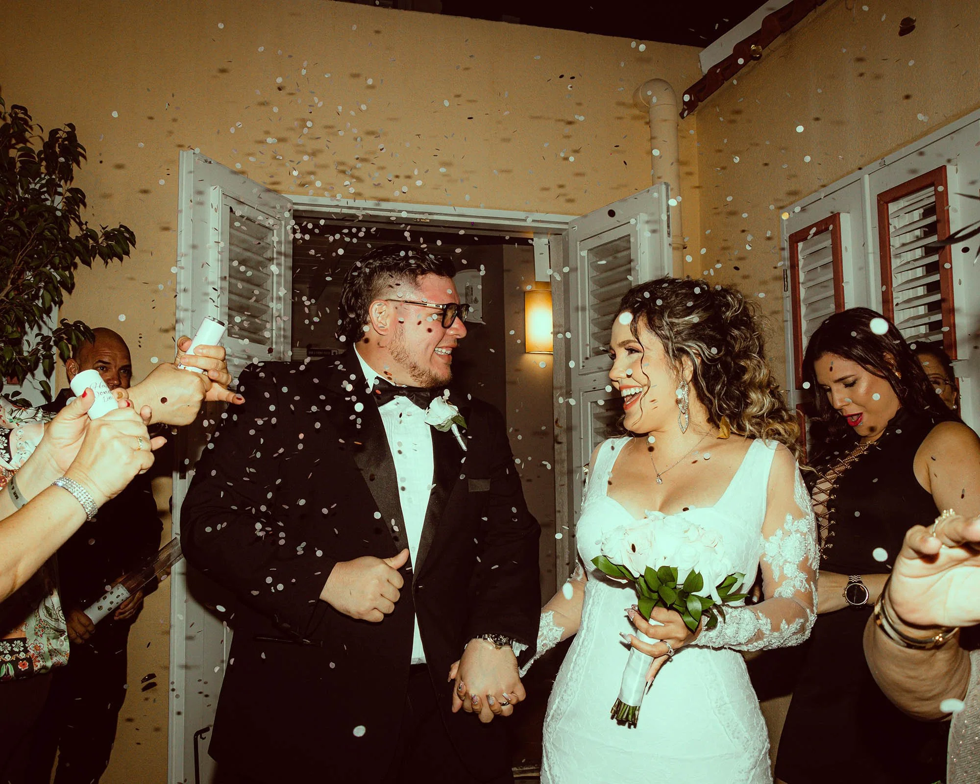 Bubble Wedding Exit Ideas: A Beautiful Alternative to Rice &amp; Confetti