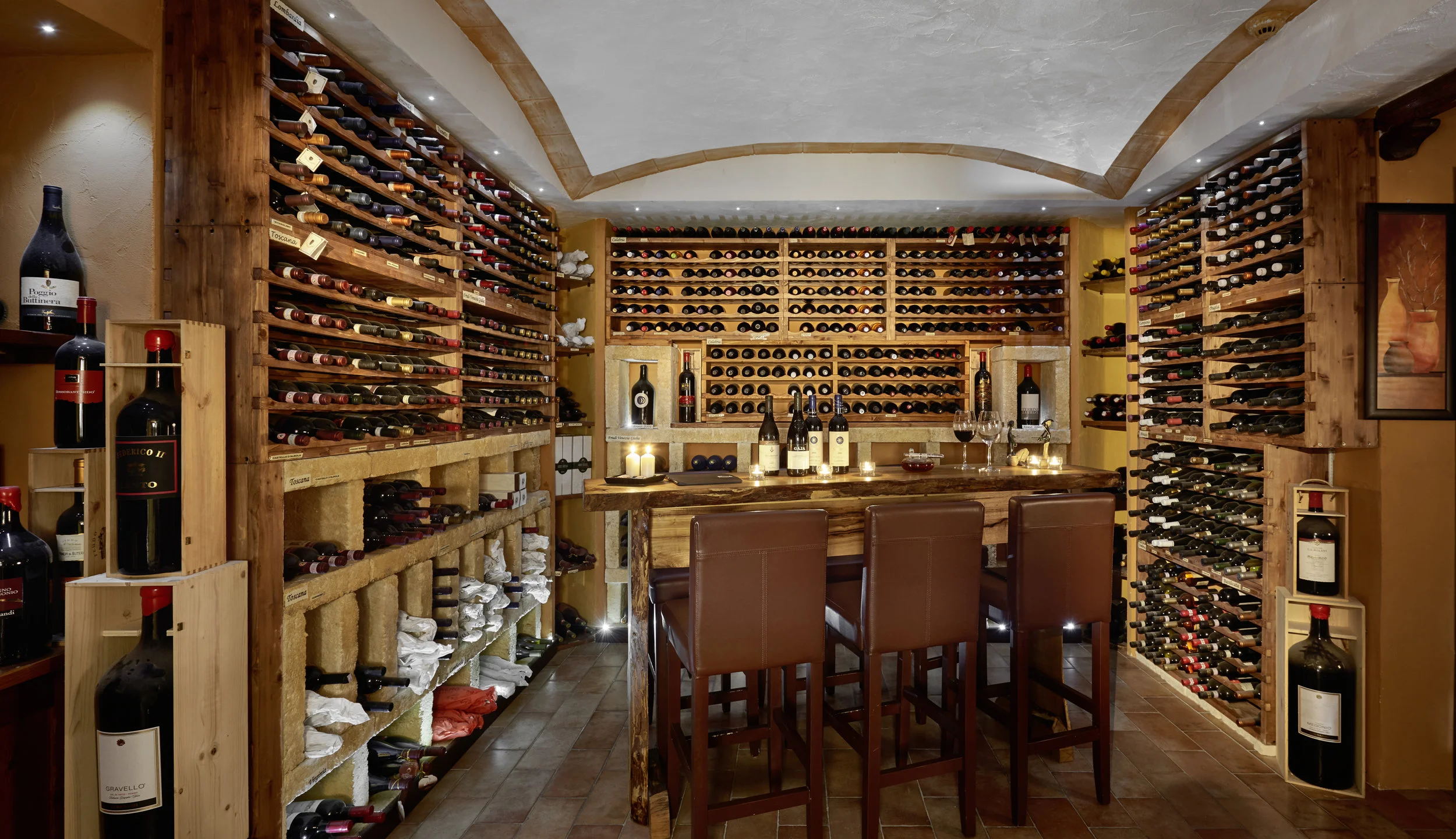 RS_WINECELLAR.jpg